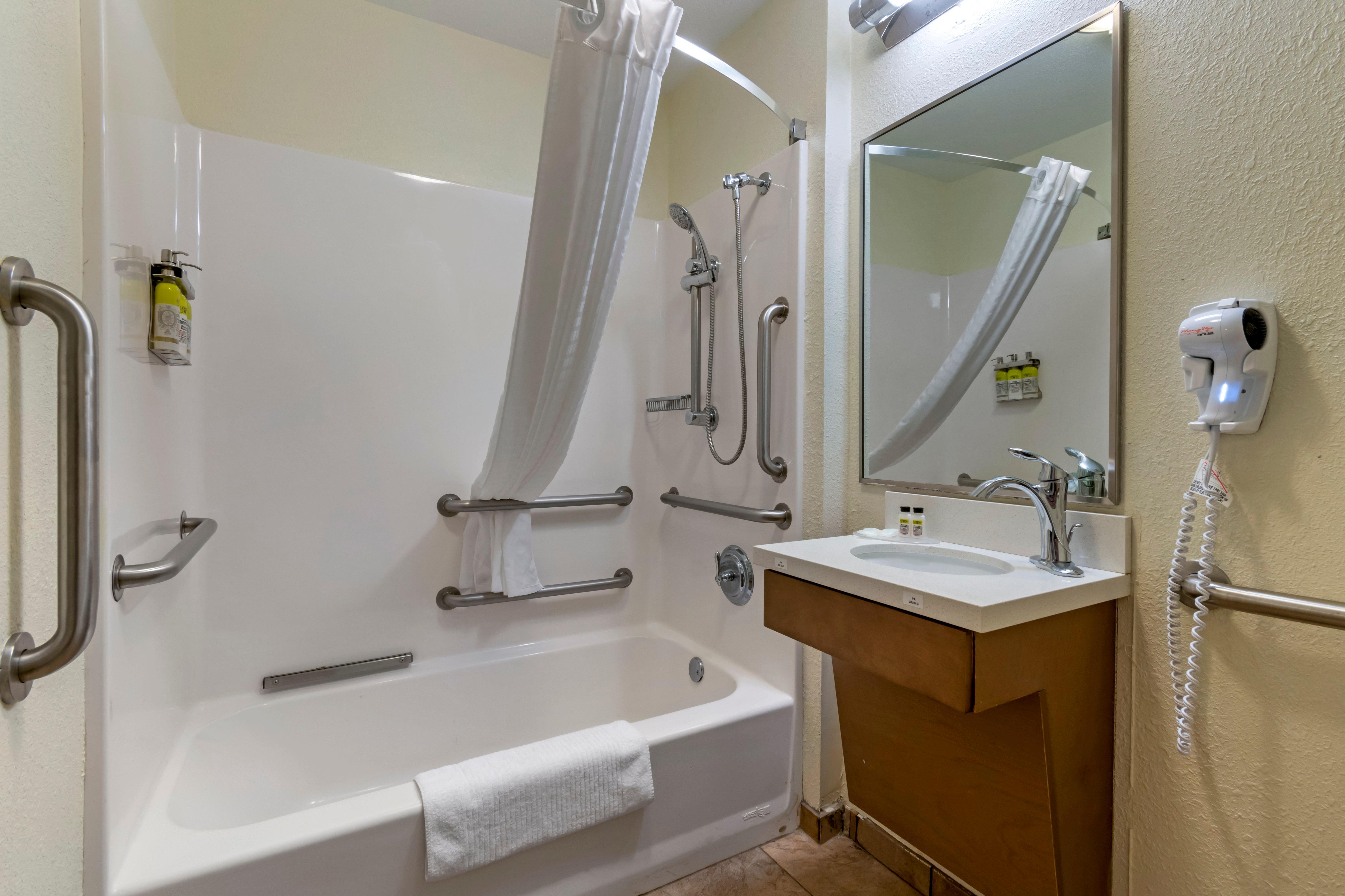 Candlewood By Ihg Hotel