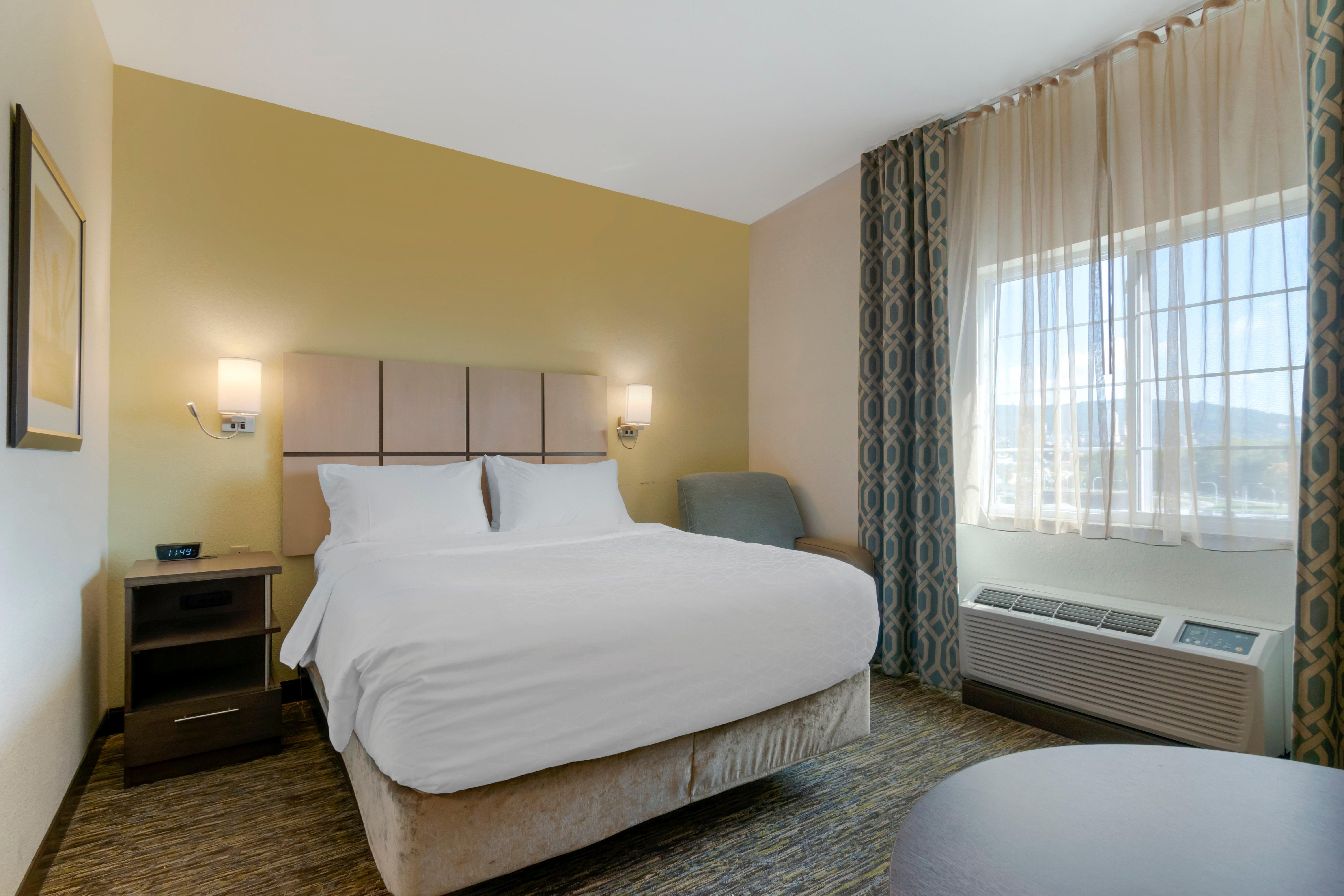 Candlewood By Ihg Hotel