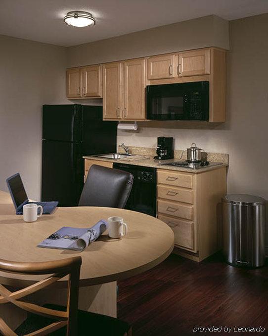 Hotel Candlewood By Ihg 3*