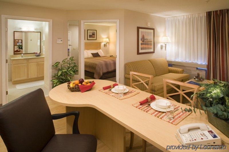 Candlewood By Ihg 3*