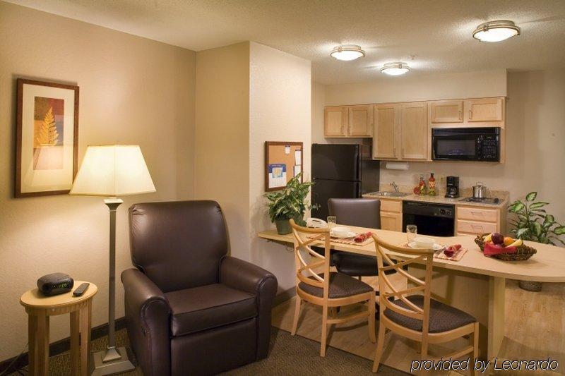 Hotel Candlewood By Ihg 3*